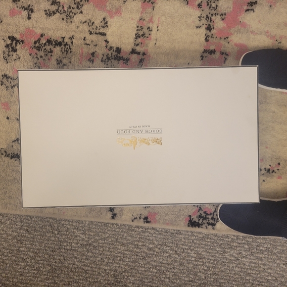 EUC..size 9 Coach and Four women's knee high leather boots! - Picture 6 of 8